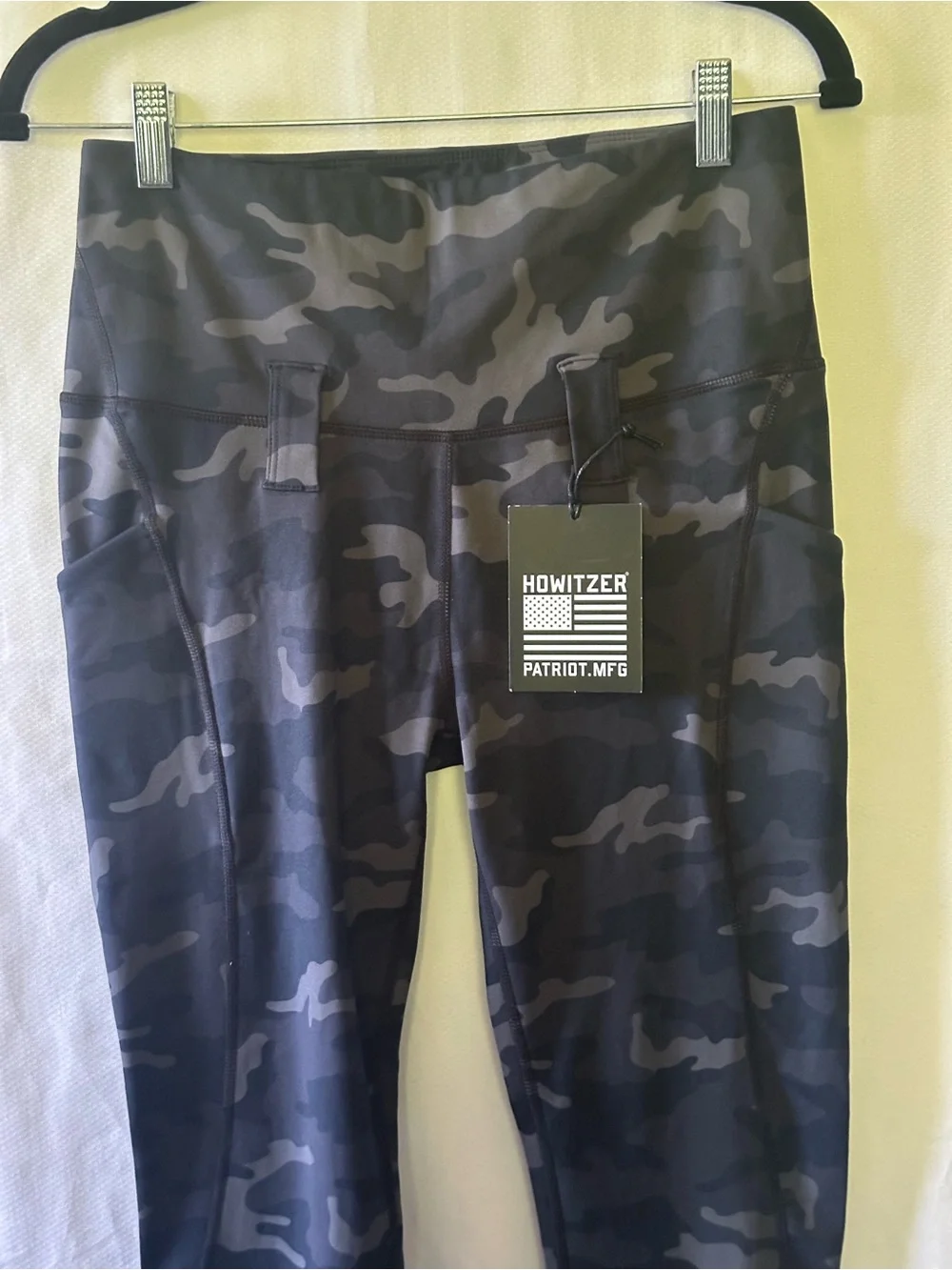 Howitzer Patriot MFG Black Camo Leggings Women’s Large Tactical Gym NWT - Picture 4 of 8